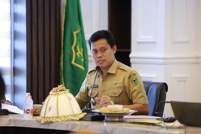 Plt-Kepala-Bappelitbangda-Rapat-TAPD-2025